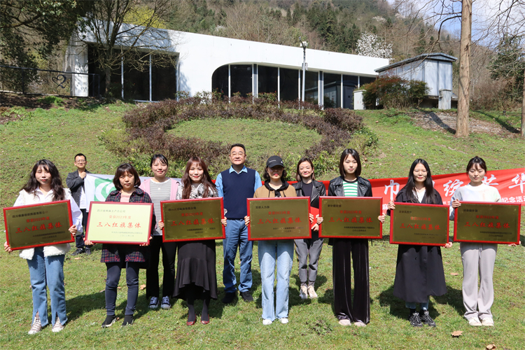 1694397867337345.jpg 1678283881500918.jpg